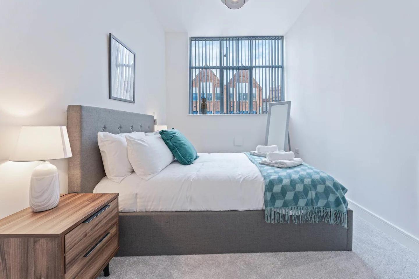 Apartment Pass The Keys Flat 4 - Comfy 1 Bedroom: Your Cosy Corner In The